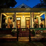 The Lookout Inn 3*