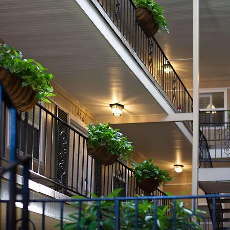 Hotel Frenchmen Orleans At 519, Ascend Collection