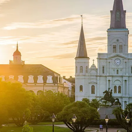 Frenchmen Orleans At 519, Ascend Collection Hotel