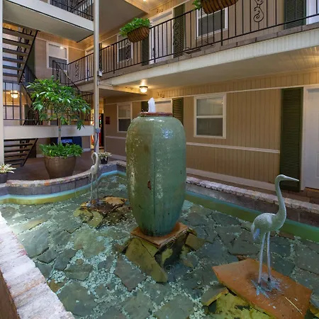 Hotel Frenchmen Orleans At 519, Ascend Collection