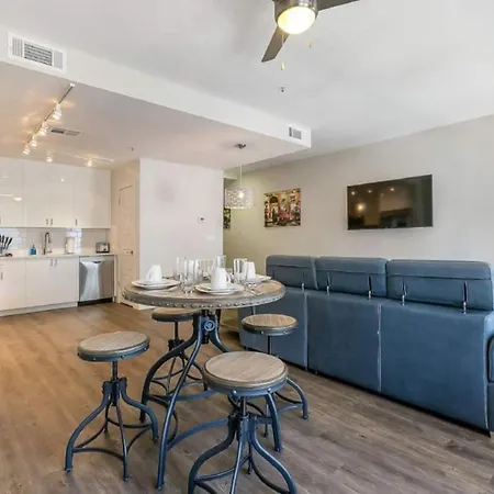 Apartment Spacious Modern Near French Quarter