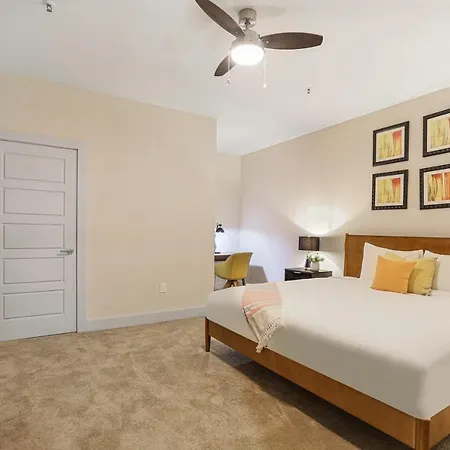 Peaceful Walking Distance To Bourbon Street Apartment New Orleans