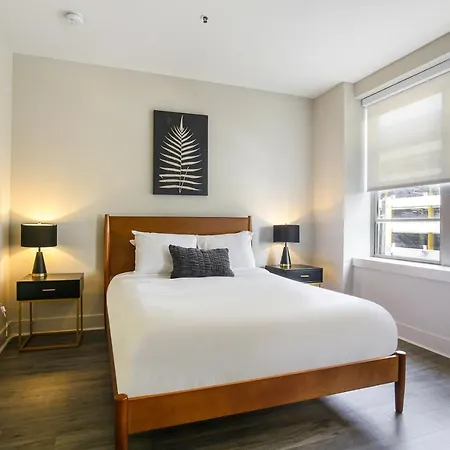 Bourbon Street Bliss Apartment