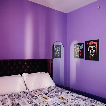 Art Inspired Mid-city 3 Bedroom - 1 Mile Away From French Quarter