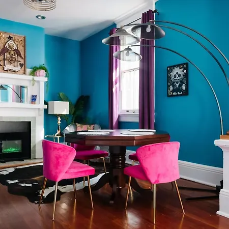 Art Inspired Mid-city 3 Bedroom - 1 Mile Away From French Quarter Apartment