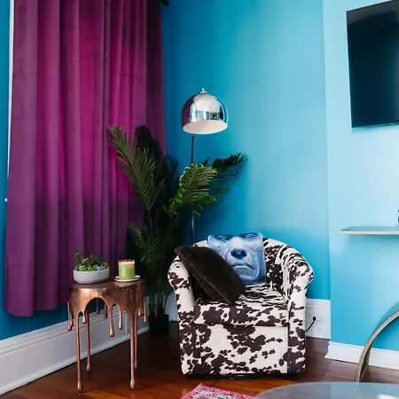 Apartment Art Inspired Mid-city 3 Bedroom - 1 Mile Away From French Quarter *