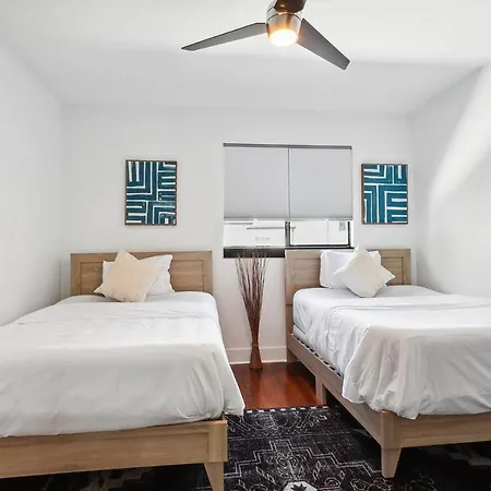 Josephine Modern Holiday home New Orleans