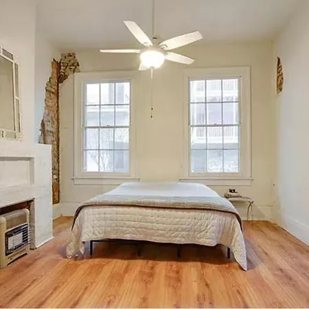 Apartment Quintessential French Quarter New Orleans