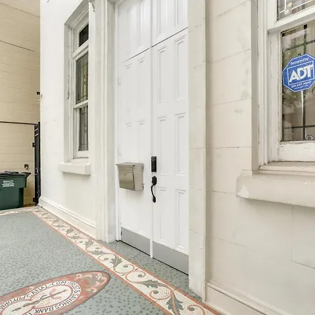 Apartment Unique Studio In Dtwn Nola, Walk To French Quarter *