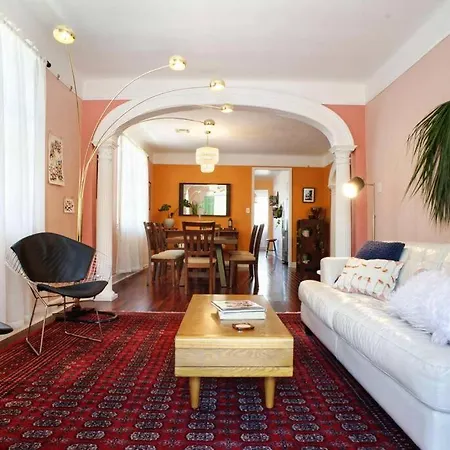 Apartment Oak-lined Ursulines Ave Raised Style Funky House *