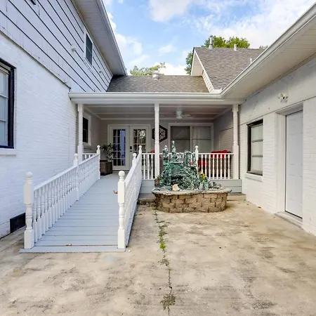 Holiday home Elegant Escape With Furnished Porch! New Orleans
