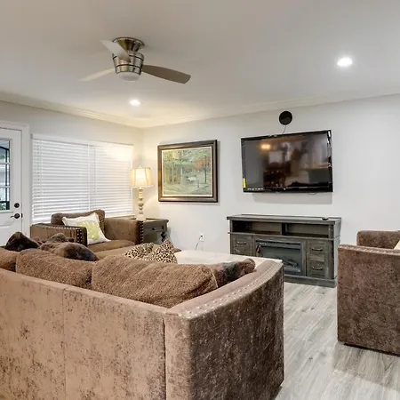 Elegant Escape With Furnished Porch!