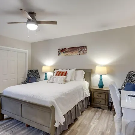 Elegant Escape With Furnished Porch! New Orleans