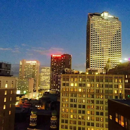 #1403- Enormous Sleeps 4 W Coffee New Orleans
