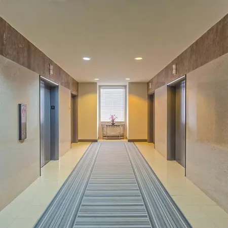 #1406- 14th Fl King Bed Close To Superdome & Saenger Holiday home