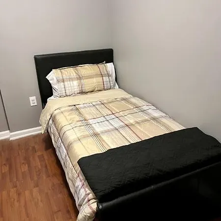 Quiet Cozy 3bedroom 10 Minutes From Downtown
