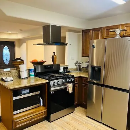 The Cozy Nola Home!