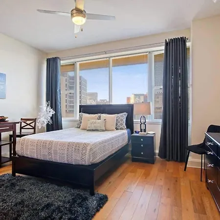 Apartment Modern Nola With Rooftop Pool New Orleans