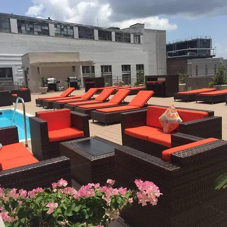 Modern Nola With Rooftop Pool Apartment New Orleans