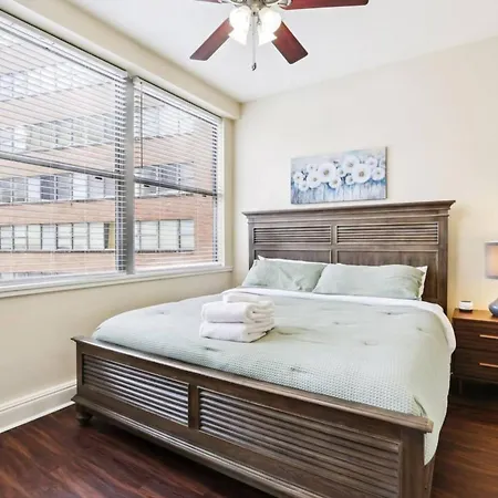 Modern Nola With Rooftop Pool Apartment *