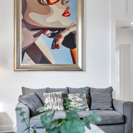 Chic Retreat On Streetcar Line W Pool Holiday home New Orleans