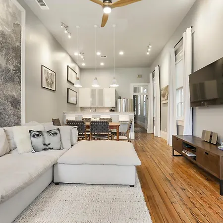 Apartment Magazine Street Historic Luxury