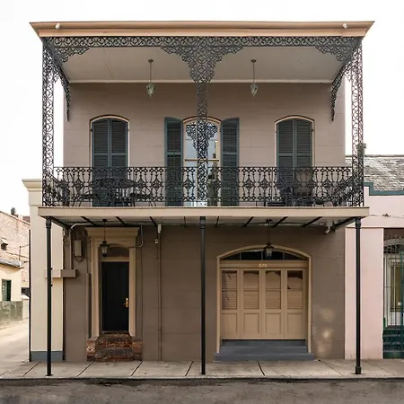 St. Philip Manor French Quarter