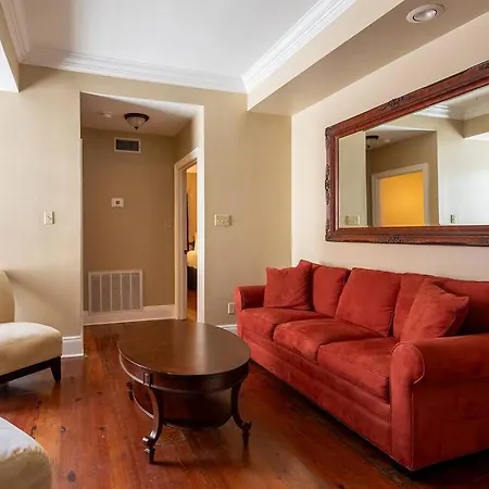 St. Philip Manor French Quarter