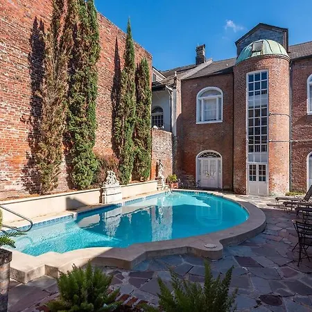 St. Philip Manor French Quarter New Orleans