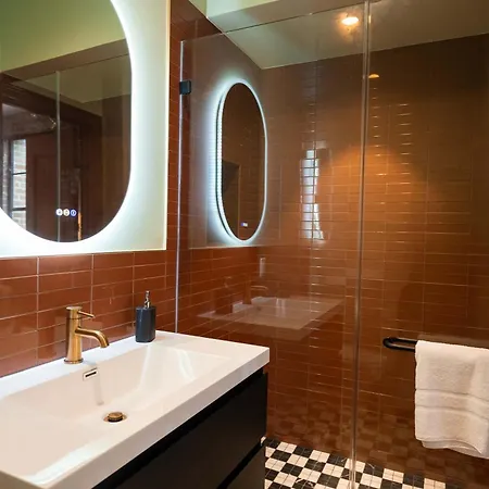 Luxurious 4 Bed 4 Bath With Pool Holiday home