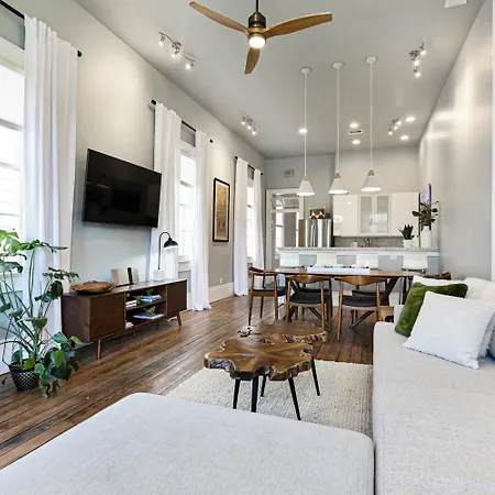 Apartment Magazine Street Historic Luxury
