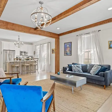 Retreat W Private Pool * New Orleans