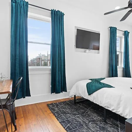 Chic 2br Retreat Near French Quarter