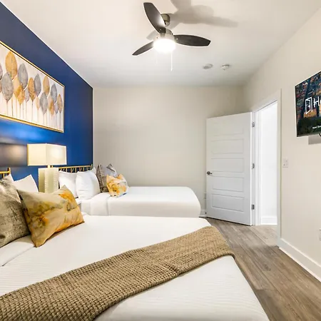 Big Easy Elegance: 4-bedroom In The Heart Of Apartment