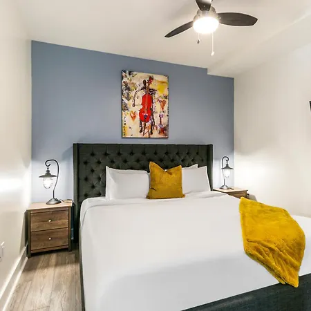 Big Easy Elegance: 4-bedroom In The Heart Of