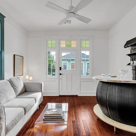 Bright Retreat W Patio Near French Quarter * New Orleans