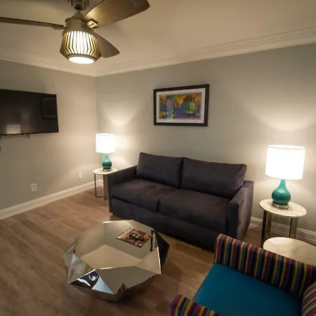 Frenchmen Orleans At 519, Ascend Collection New Orleans