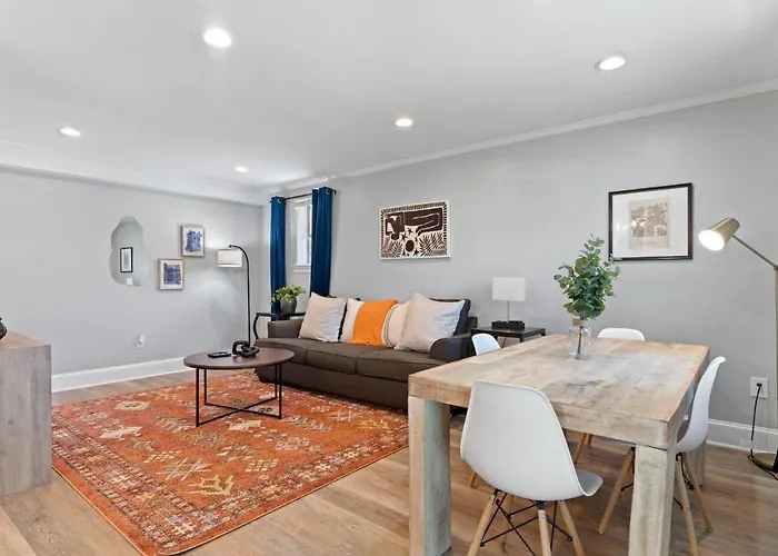 Quiet Retreat Off Magazine W Balcony & Parking!