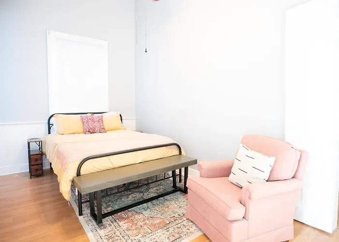Ursulines Charming 1 Bedroom Monthly Rental