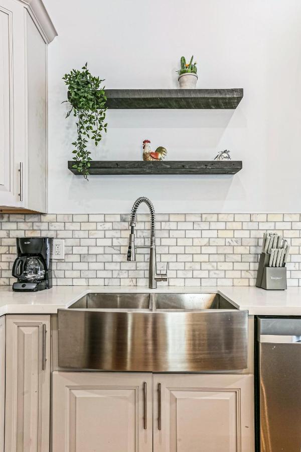 Apartment Hosteeva Stunning 4 Bedroom W Pool Steps To St Charles Ave