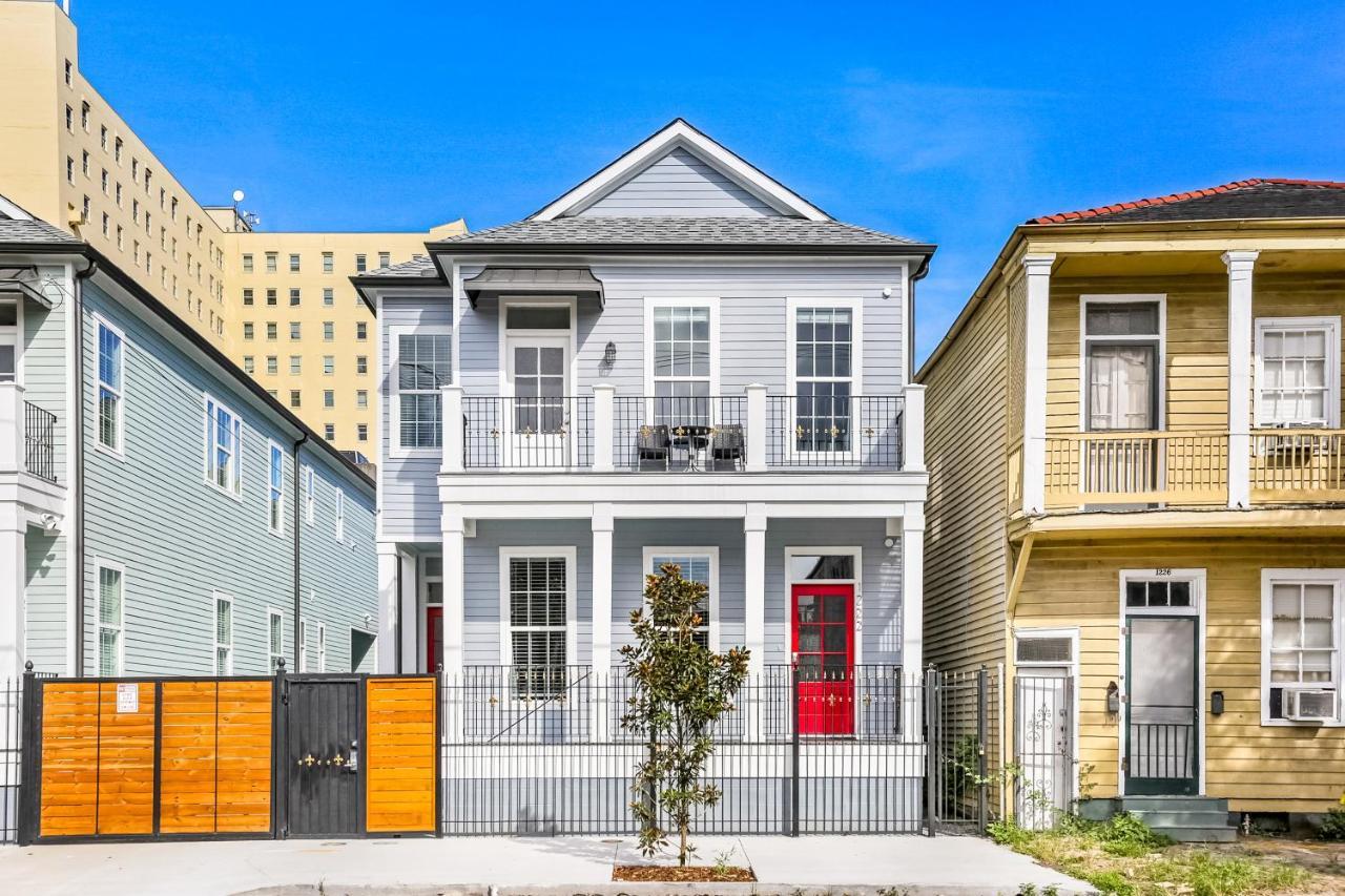 Hosteeva Stunning 4 Bedroom W Pool Steps To St Charles Ave *