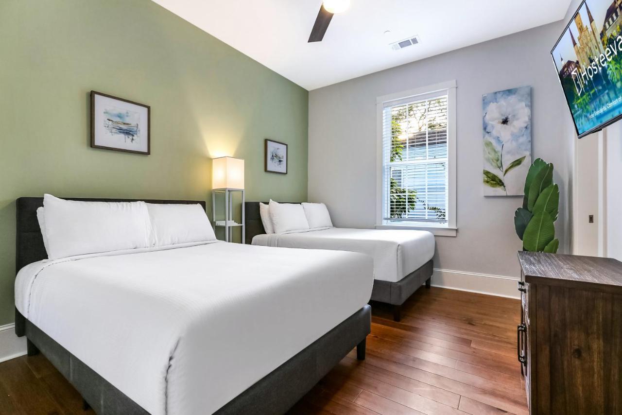 Apartment Stunning 4br-5br Near French Quarter Homes By Hosteeva *