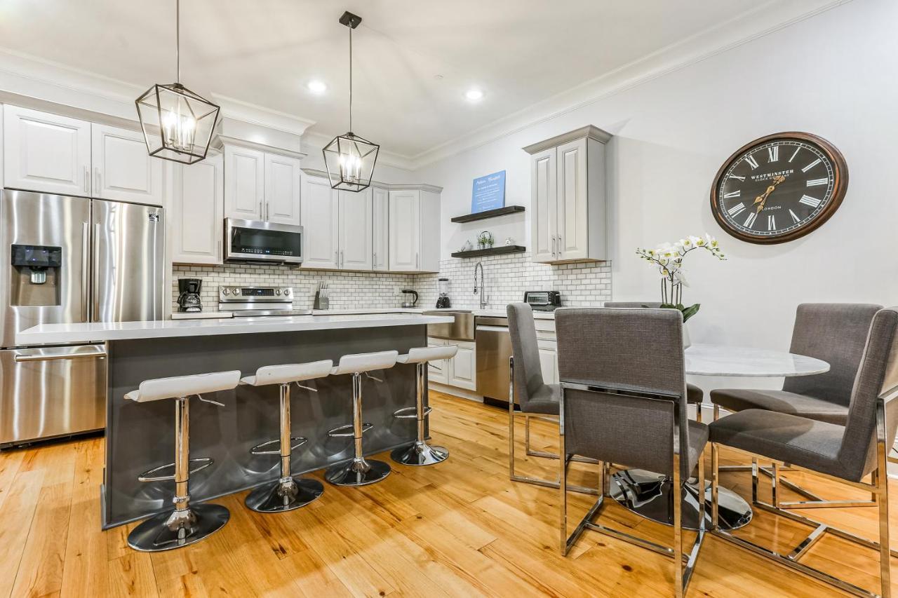 Stunning 4br-5br Near French Quarter Homes By Hosteeva