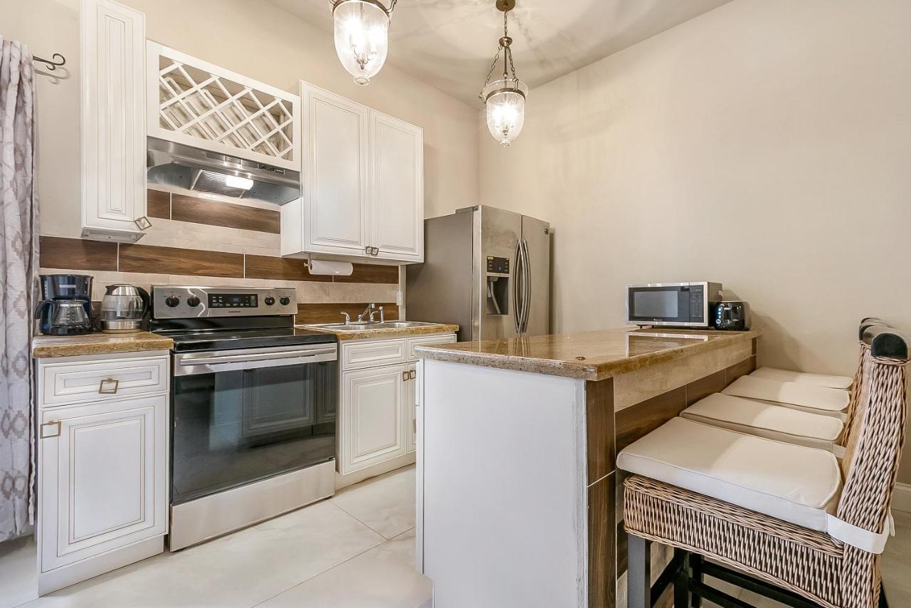 St Charles Spacious In The Heart Of The * New Orleans