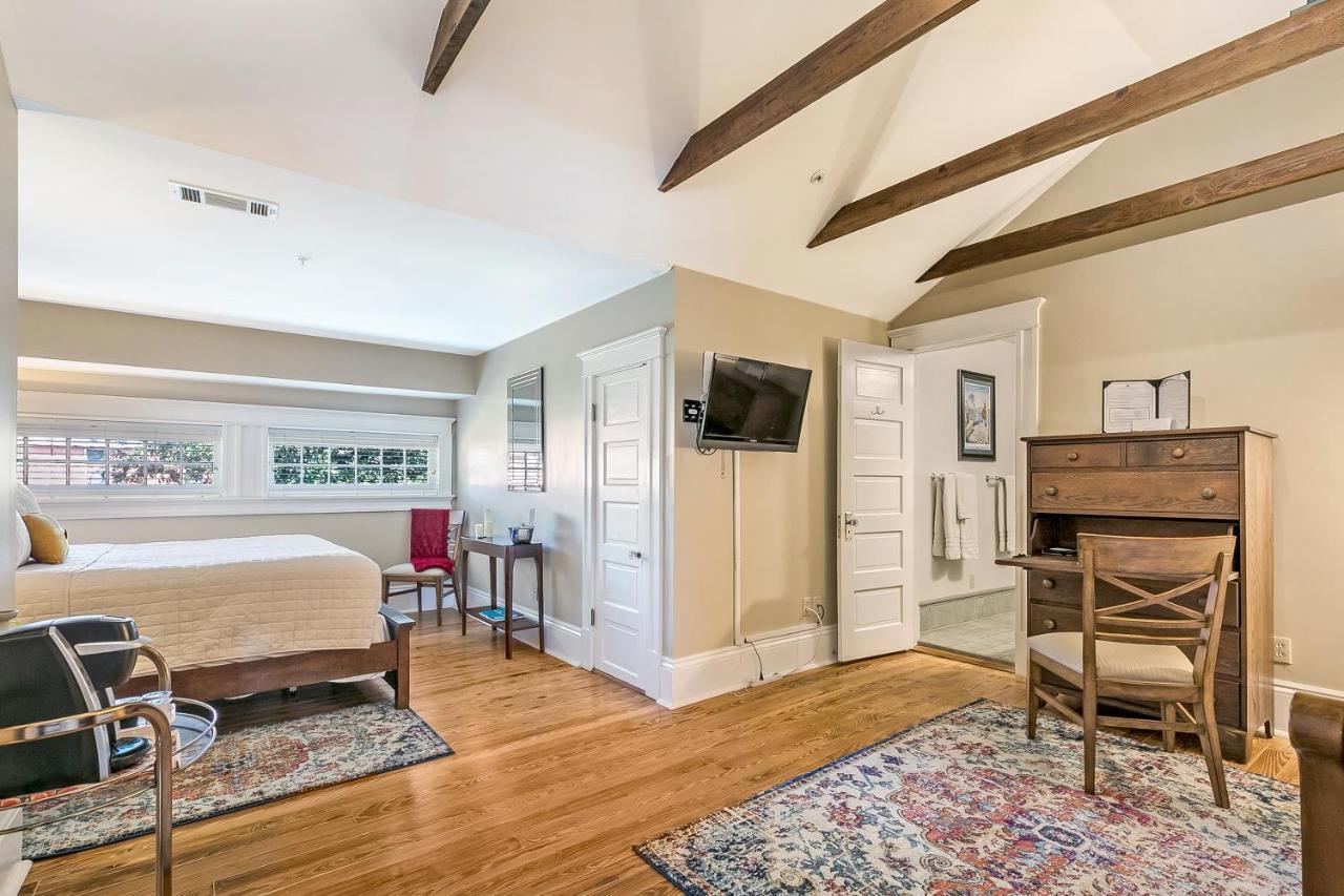 Bed & Breakfast Canal Street New Orleans