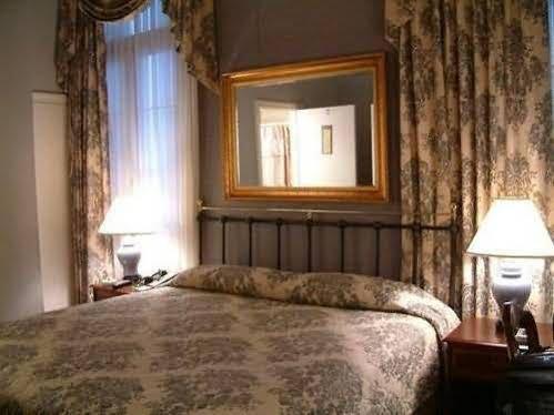 Hotel Chateau 3*
