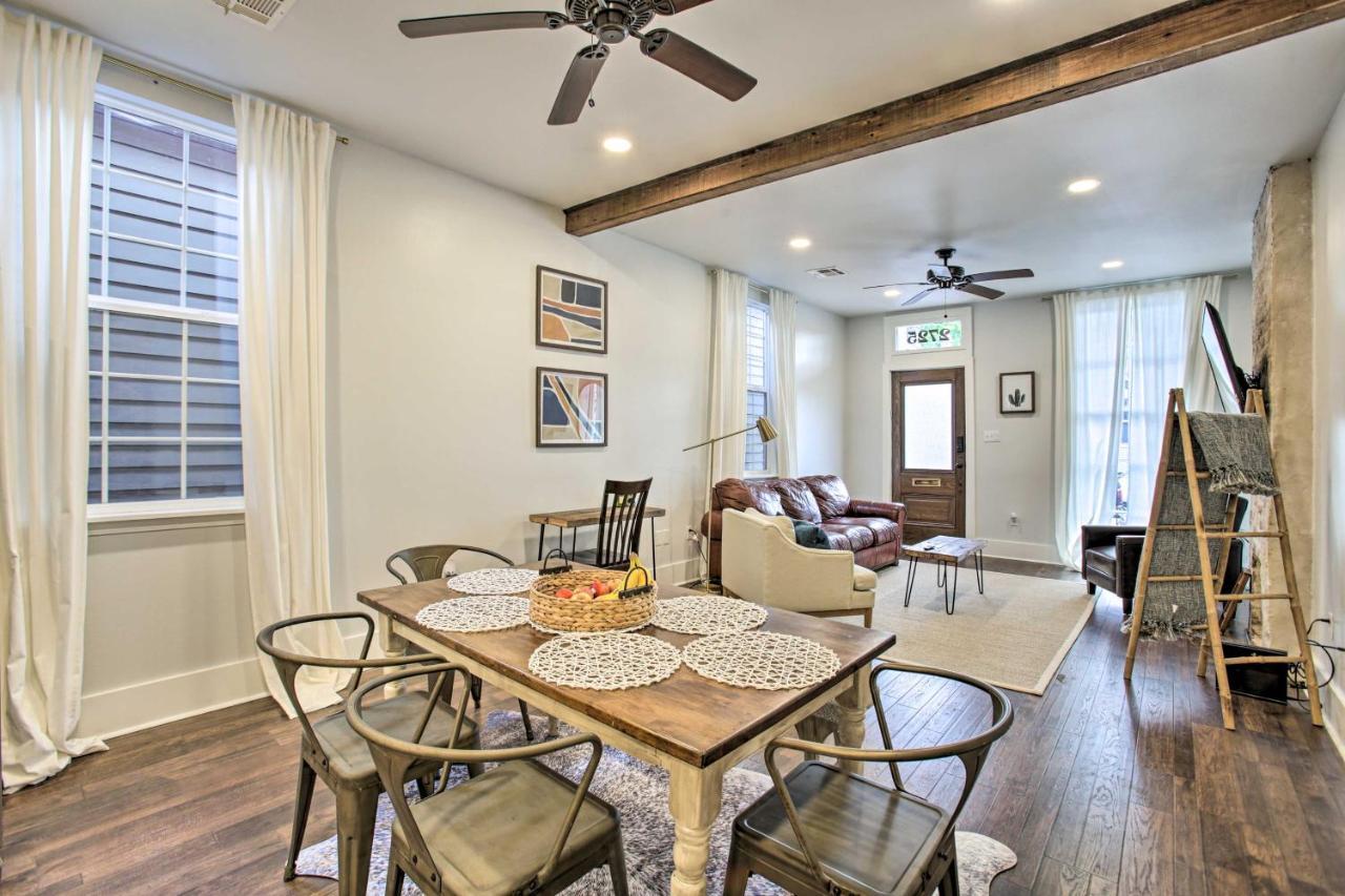 Chic Escape With Furnished Deck Walk To Cafes!