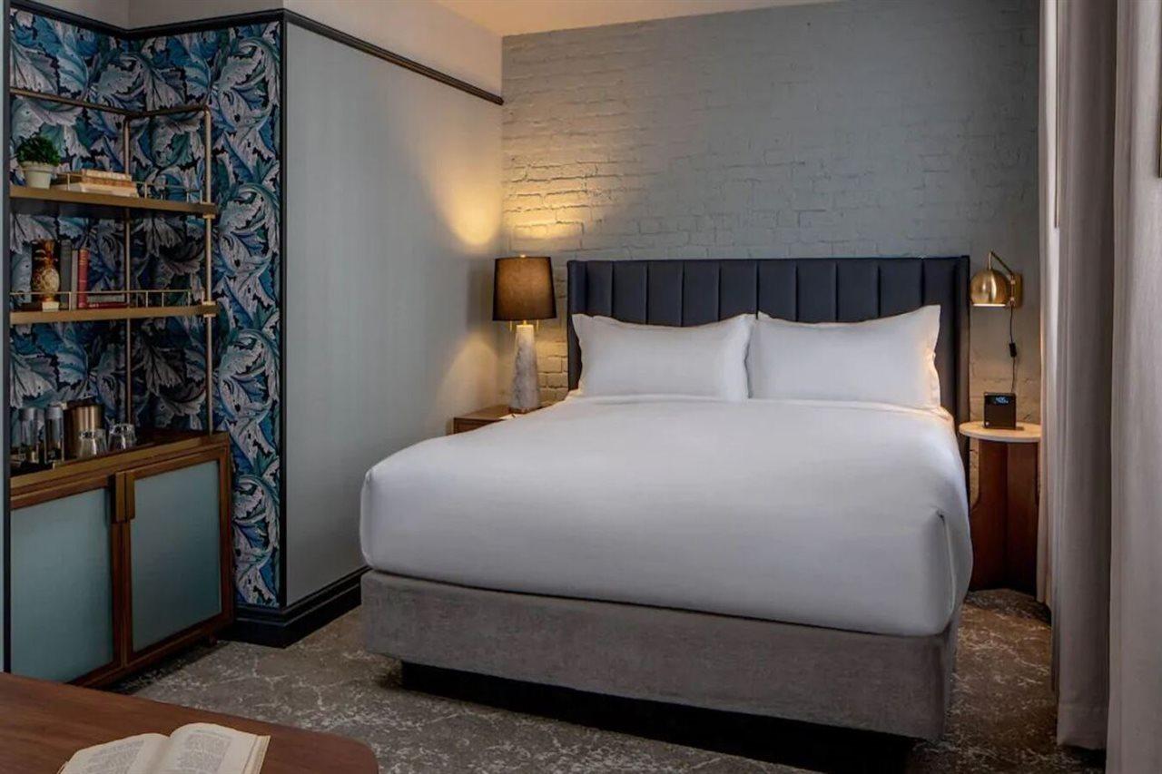 The Eliza Jane, Autograph Collection New Orleans