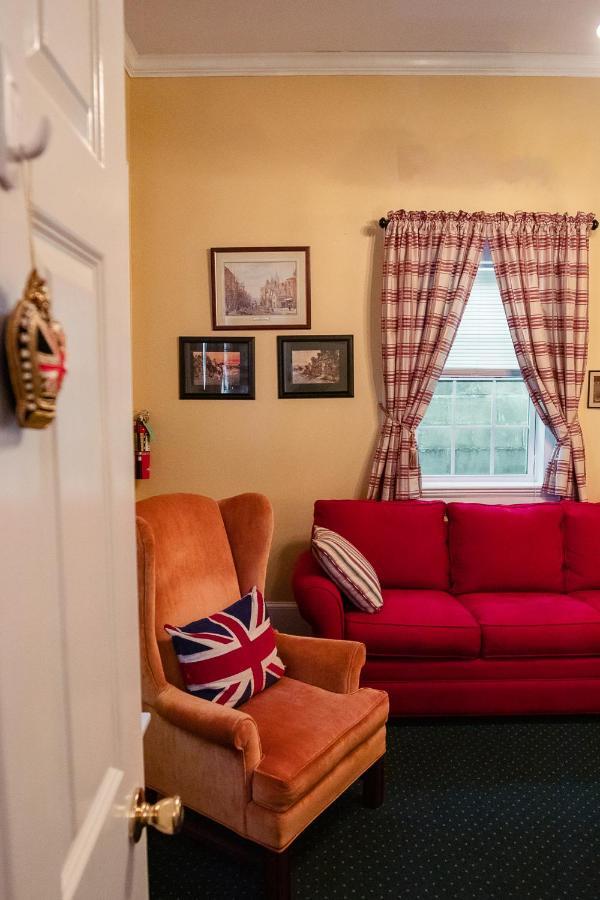 Chez Palmiers Bed & Breakfast 2*