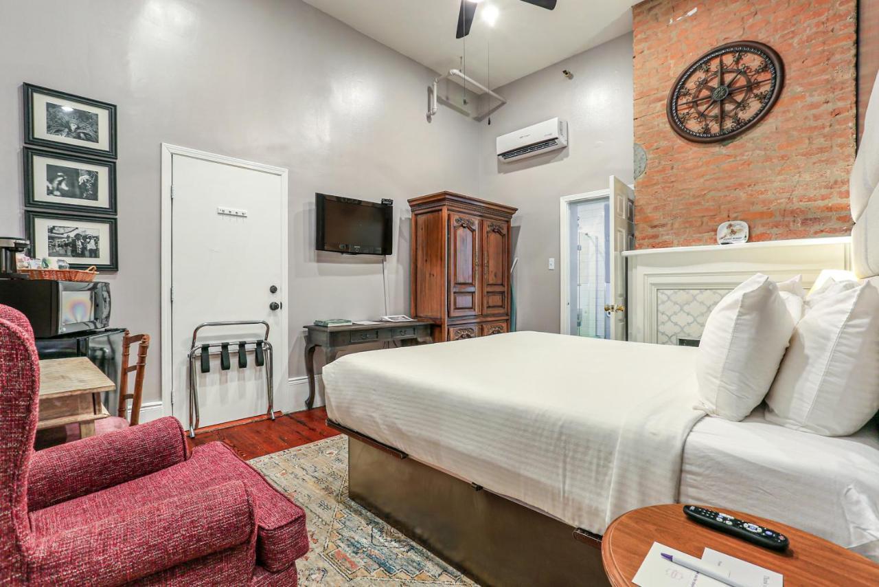 Rathbone Mansions Hotel 3*